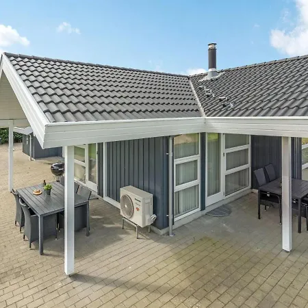 Holiday home Deline - 250m From The Sea In Se Jutland By Interhome Nordborg