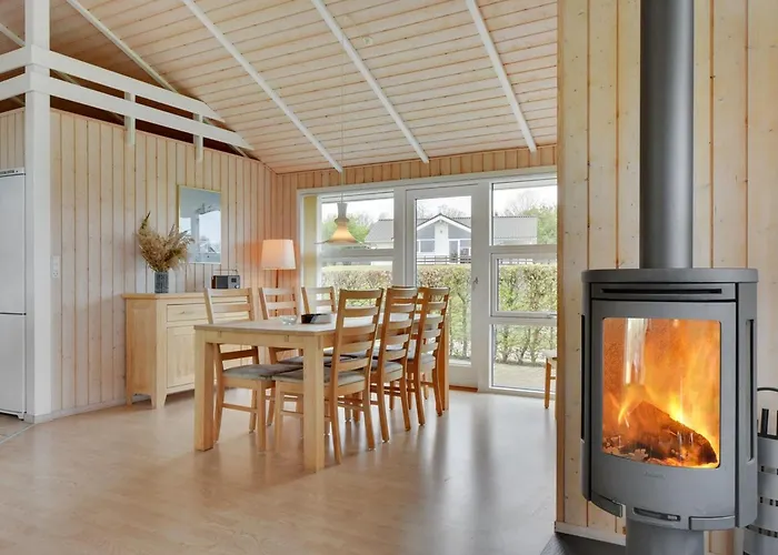 Deline - 250m From The Sea By Interhome